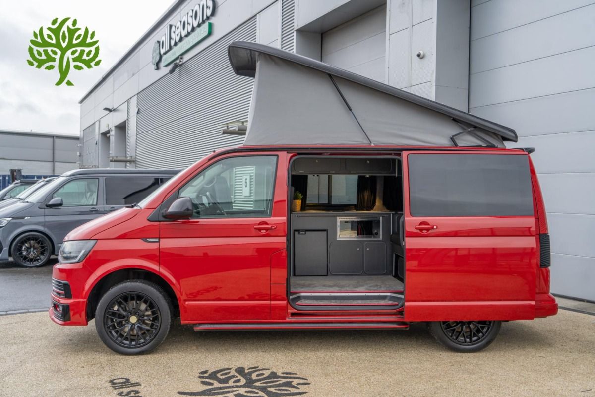 2018 Volkswagen Transporter T6 Campervan - Image 8