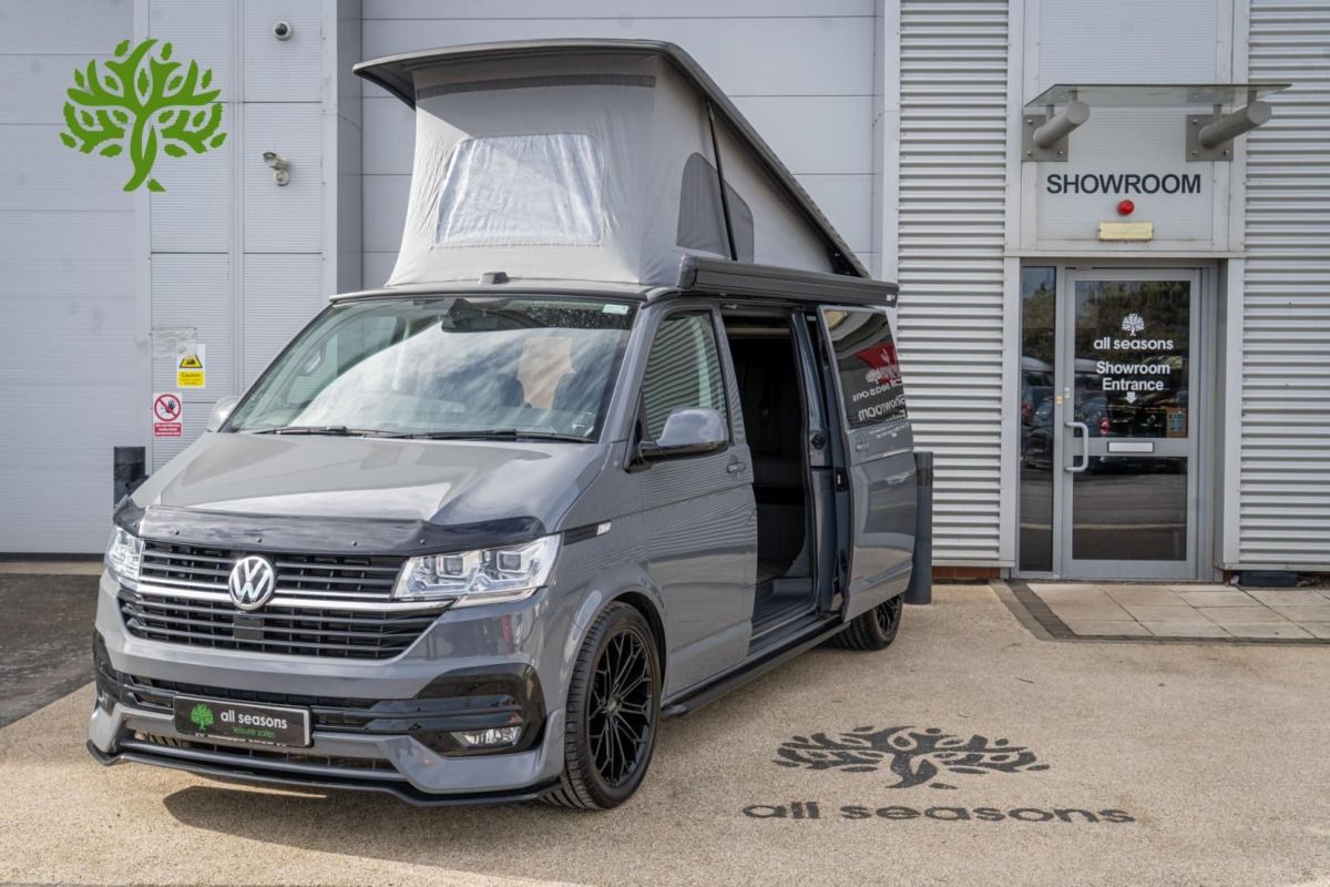 2021 Volkswagen Transporter T6.1 Campervan